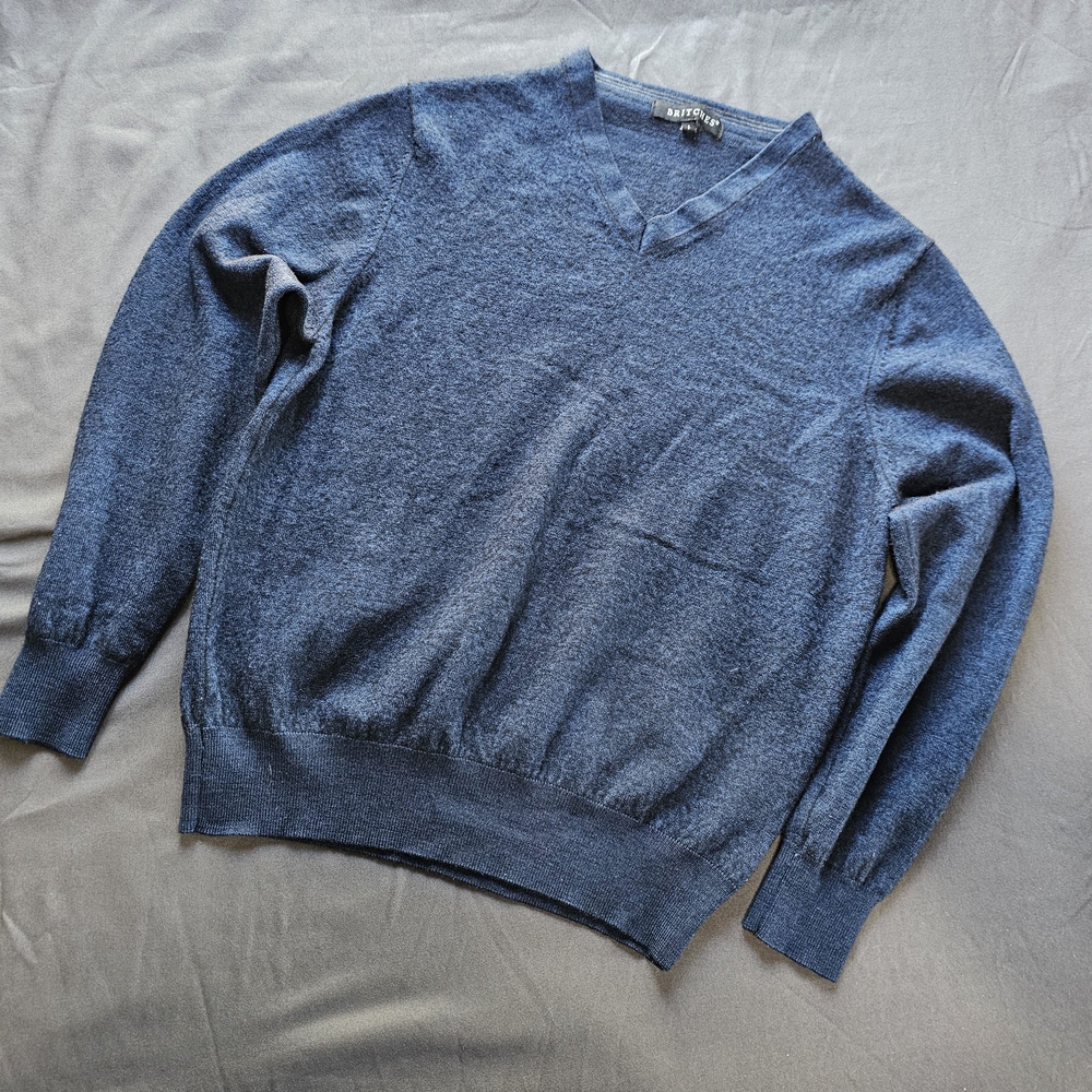 ⭐️ Navy Blue Boys Large Britches 50% Merino V-Neck Sweater